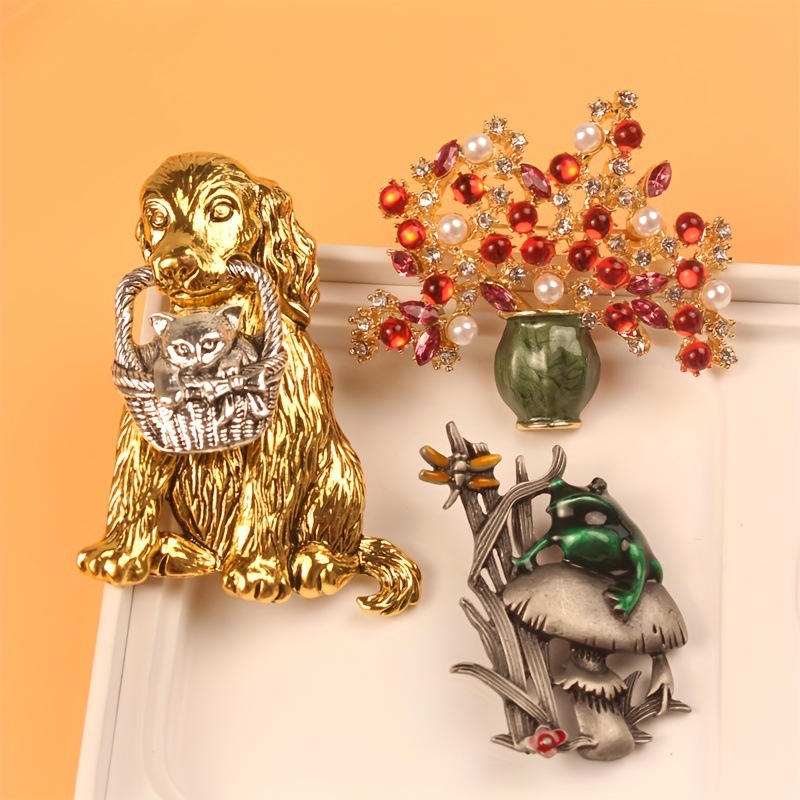 Vintage Animal Brooch Dog Cat  - Flower Frog Pin 评论和价格